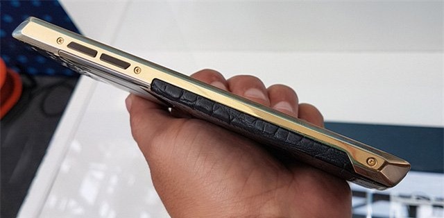 điện thoại chống nghe lén, điện thoại cao cấp, điện thoại thông minh,