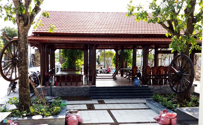 Ben trong khu biet thu rong 6.500 m2 xay trai phep cua TGD o Soc Trang hinh anh 3