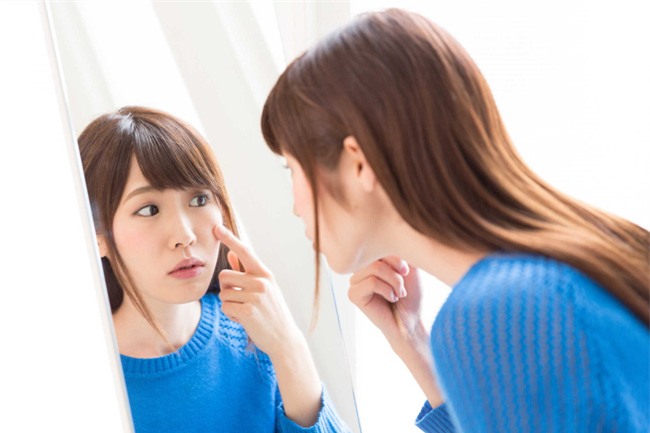 Giựt da móng tay, nhổ tóc bạc… đã đến lúc bạn phải ngưng ngay vì “sướng nhất thời nhưng hại cuộc đời” - Ảnh 4.