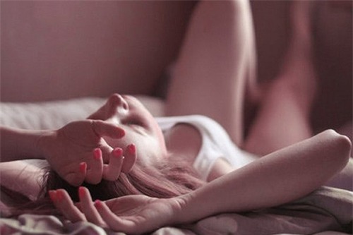 luot facebook vo tinh phat hien ban trai va ban than di nghi mat hinh anh 2