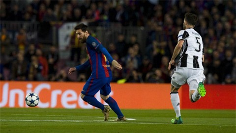 Messi bỏ lỡ không ít cơ hội ngon ăn