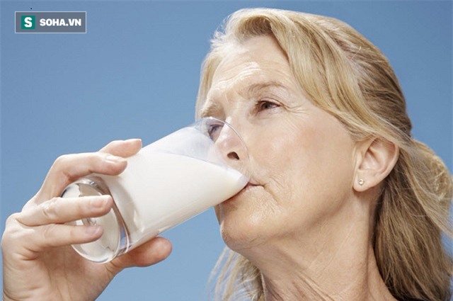 Canh xương có bổ sung canxi như uống sữa? 3 vấn đề cần chú ý khi bổ sung canxi - Ảnh 1.