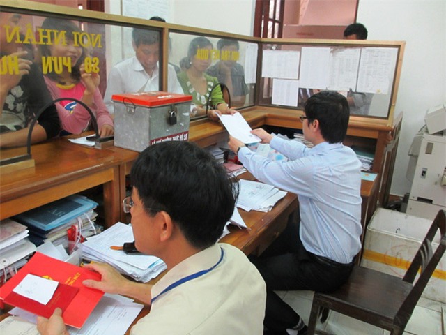 Vợ nghỉ đẻ thu nhập 4,2 triệu, chồng đưa 500k để nuôi 2 con mà suốt ngày chê vợ chi tiêu hoang - Ảnh 3.