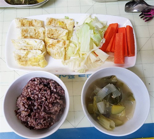 8 nguyen tac an uong giup ba me 1 con gap rut lay lai body tuyet dep sau sinh - 2