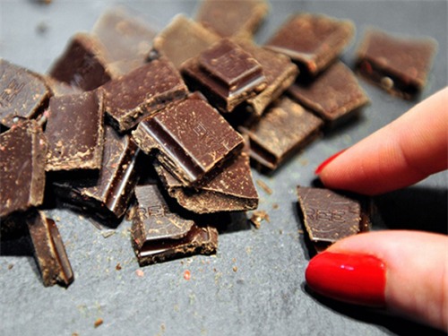 top 8 loai thuc pham cang an nhieu cang tre lau cho phai dep - 7