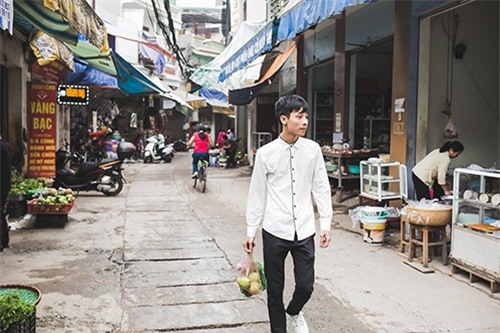 quen qua mang, chang cong tu "doc dinh" quyet cuoi co gai khuyet tat chi sau mot lan gap - 6