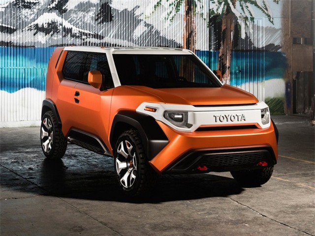 Trong khi đó, Toyota lại gây ấn tượng mạnh với chiếc concept SUV độc đáo FT-4X.