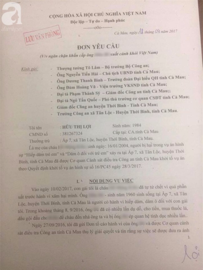 Mẹ bé gái 13 tuổi tự tử nghi do hàng xóm xâm hại: Gia đình người đàn ông ấy luôn chửi bới, đe dọa tôi - Ảnh 4.