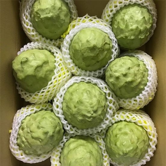 Hiện nay, na Đài Loan đang vào cuối vụ nên giá đắt và hiếm hàng hơn. Khách mua thường phải đặt trước từ 2 - 3 ngày. (Ảnh: NVCC)