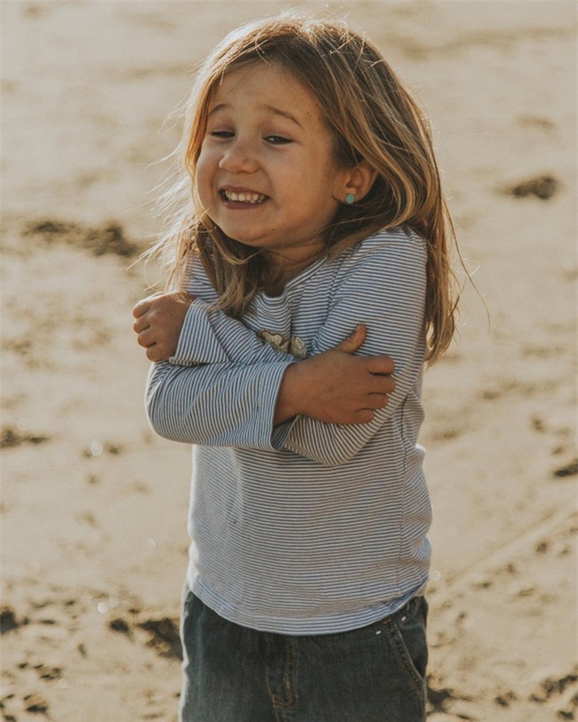 Cô bé bỗng nổi như cồn trên mạng vì “cấm” bố không được gọi mình là công chúa - Ảnh 13.