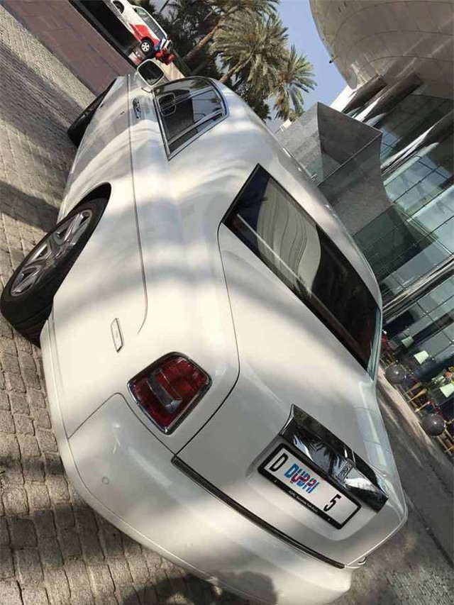 Chiếc Rolls-Royce Phantom đeo biển số trị giá hơn 199 tỷ Đồng lộ diện - Ảnh 6.