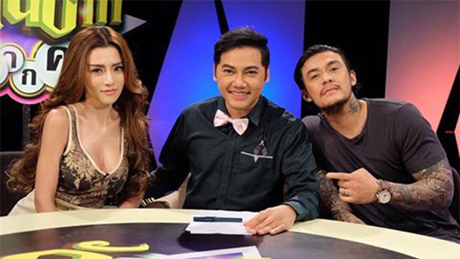 chan dai noi loan khoe than khong biet "xau ho" o thai la ai? hinh anh 13