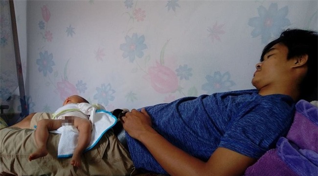 Bố trông con, nghe qua tưởng vụng về, nhưng nhìn mới thấy nghề - Ảnh 12.