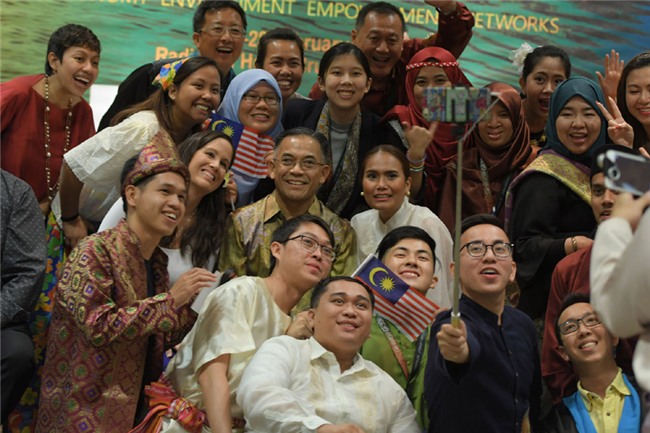 công dân toàn cầu, thủ khoa