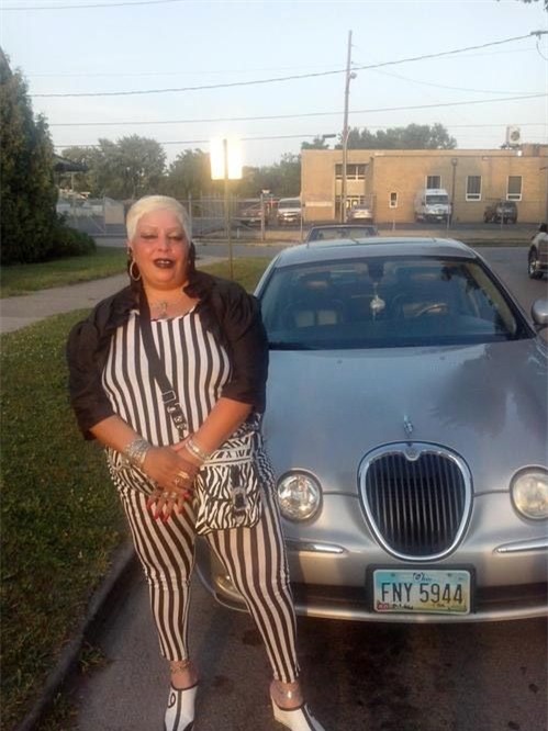 5 loi thoi trang kinh khung tan pha hinh anh cua phu nu o moi do tuoi - 14