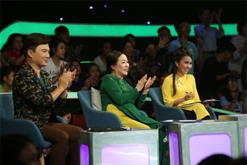 Quang Linh "đòi" điều tra gia phả thí sinh vì hát quá hay - 2