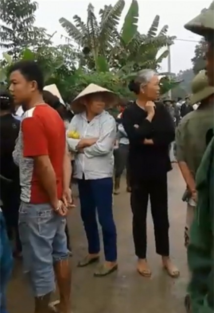Người dân địa phương bàng hoàng trước vụ án rúng động.
