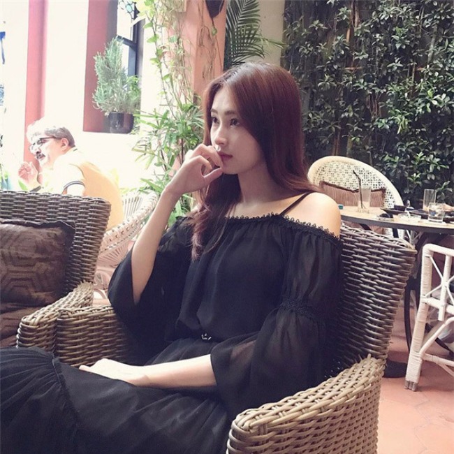 cu he la thu thao, minh hang lai soi suc kieu ao nay - 1