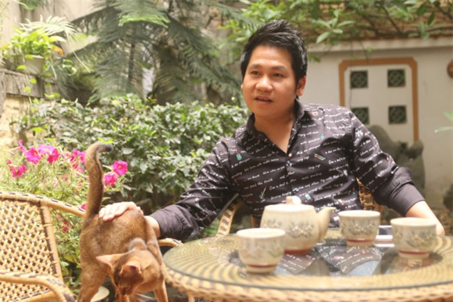 Trong Tan va nhung vat nuoi hang nghin USD tai biet thu nha vuon hinh anh 1