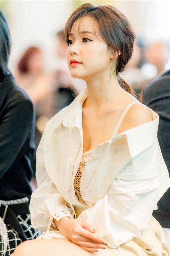 Hotgirl midu,diễn viên midu,midu khêu gợi