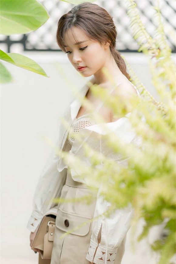 Hotgirl midu,diễn viên midu,midu khêu gợi