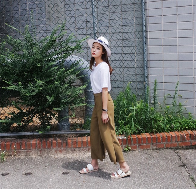 Đi làm mặc áo phông với quần vải: Có bao giờ bạn nghĩ trông sẽ đẹp đến thế này! - Ảnh 18.