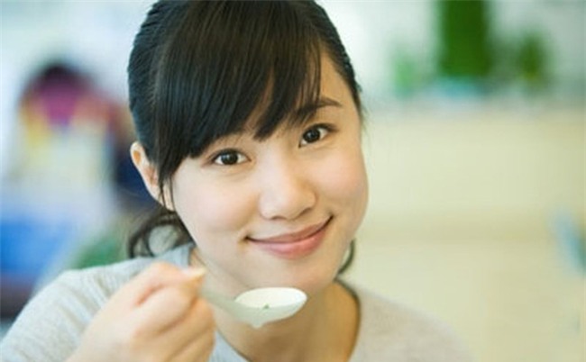 GS Nhật Bản: Giảm cân, tăng miễn dịch, diệt ký sinh trùng chỉ bằng thói quen nhai