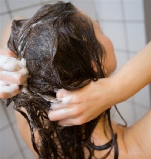 neu cu tiep dien 7 sai lam nay moi ngay, ban se rat kho co duoc mai toc suon mem, ong a - 2