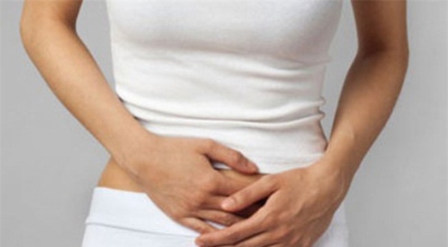 Những thói quen gây viêm đường tiết niệu chúng ta vẫn duy trì hàng ngày mà không hay biết - Ảnh 2.