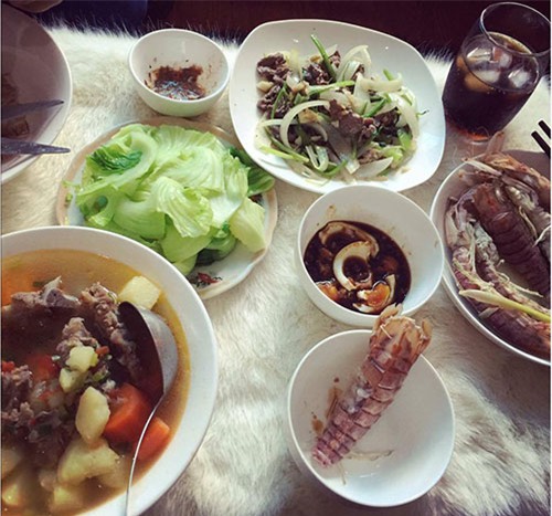 bi che toi ta vi bat canh cua “nguyen ba”, 9x xinh dep cho biet nguoi yeu van an sach se - 11