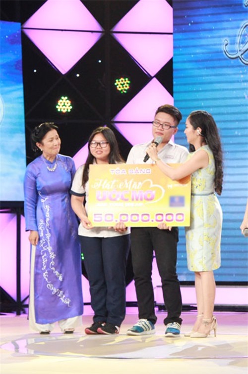 tran thanh khoc nghen trong show dau tien sau