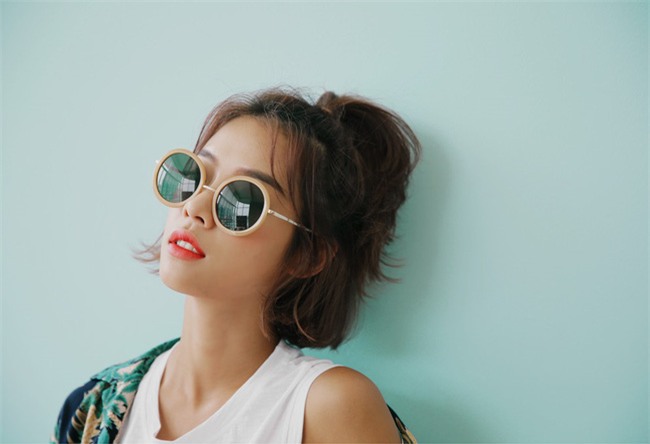 7 món đồ thời trang cứ vào mùa du lịch là lại sốt sình sịch - Ảnh 18.