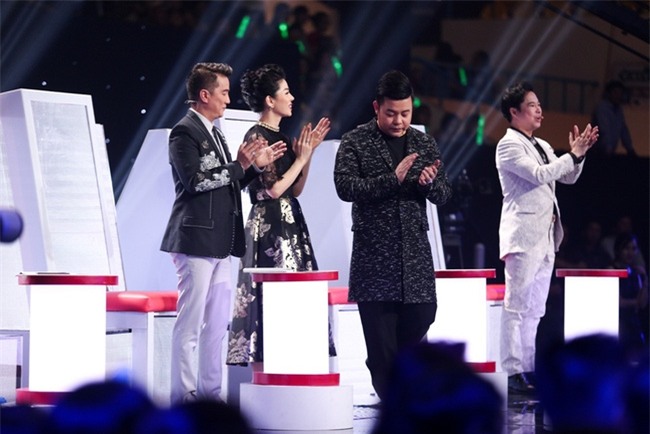 Hồn nhiên nói về thí sinh Bolero, Quang Lê xấu hổ vì bị Đàm Vĩnh Hưng bắt lỗi - Ảnh 4.