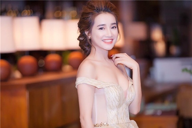 "boc lua" the nay ma den gio nha phuong moi chiu chup anh bikini hinh anh 20