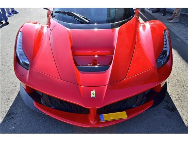 Đây là 2 chiếc Ferrari LaFerrari có giá điên rồ nhất thế giới, tổng giá trị gần 500 tỷ Đồng - Ảnh 8.