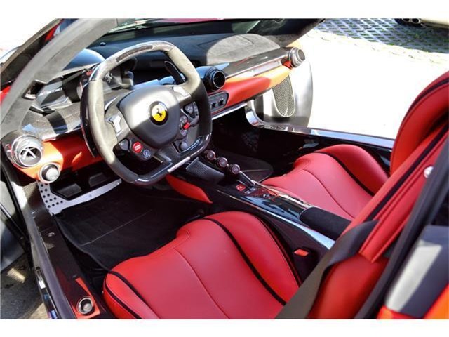 Đây là 2 chiếc Ferrari LaFerrari có giá điên rồ nhất thế giới, tổng giá trị gần 500 tỷ Đồng - Ảnh 9.