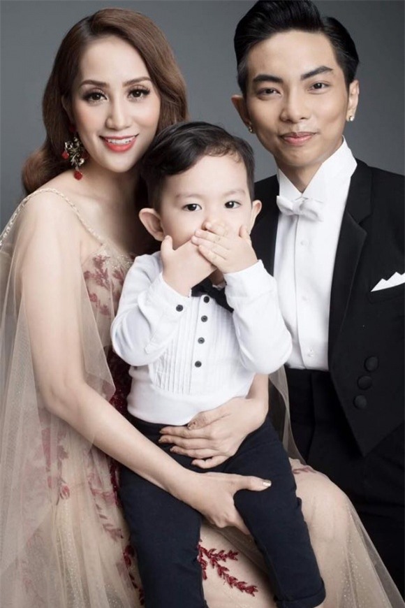 Khánh Thi và Phan Hiển, Khánh Thi, Phan Hiển, con trai Khánh Thi