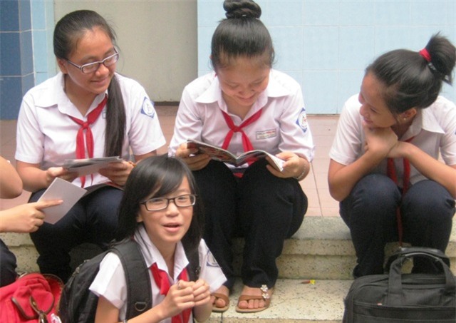 Học sinh gánh rất nhiều áp lực trong thi cử vì chỉ tiêu, thành tích của... người lớn? (ảnh minh họa)