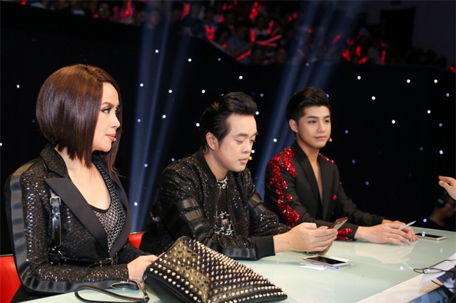 Lưu Thiên Hương hoảng sợ khi bị giật túi xách sau chung kết “The Remix” - Ảnh 2.