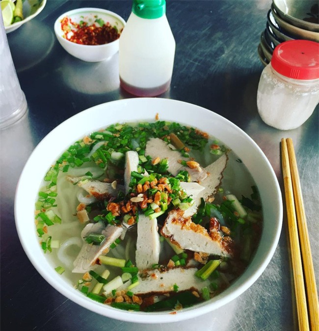 Dịp lễ 30/4 mà đi Phú Quốc thì nhớ tìm đủ 6 món ăn thần thánh này mà thưởng thức nhé - Ảnh 3.