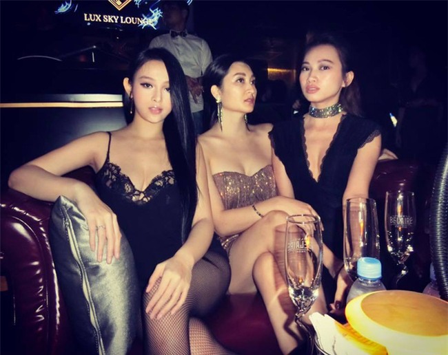 Không tin nổi Huyền Baby mang bầu 5 tháng vẫn sexy thế này - Ảnh 8.