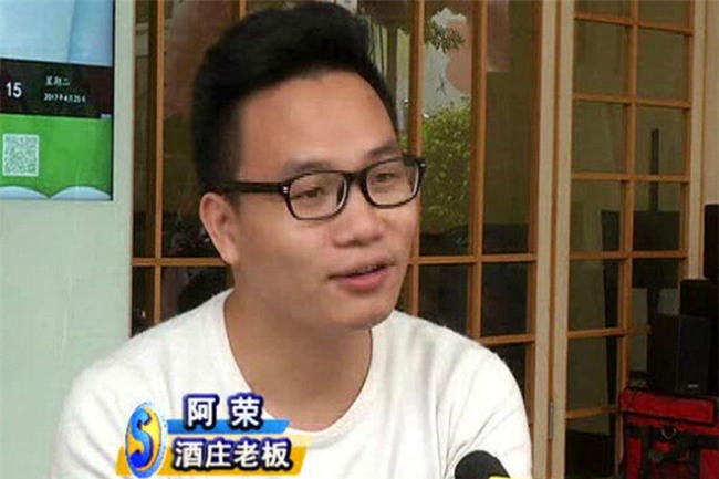 Trót yêu cô chủ hàng ăn xinh đẹp, ông chủ khách sạn nguyện ứng tuyển làm nhân viên phục vụ - Ảnh 4.