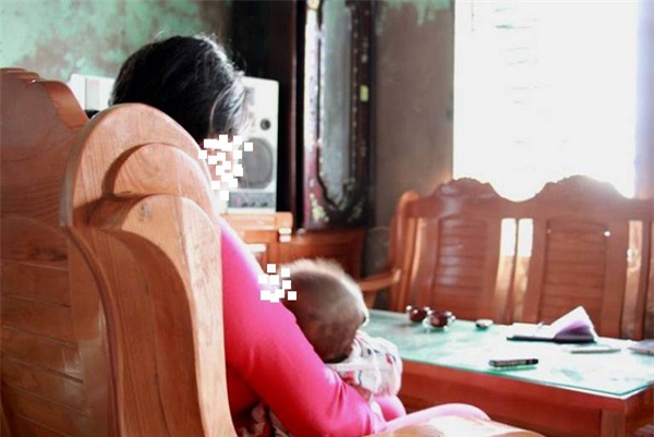 trai long dau don cua me nu sinh lop 8 bi xam hai den sinh con hinh anh 1