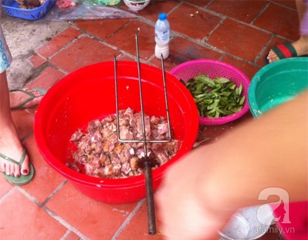 Người dân khắp nơi khoe ảnh giải cứu lợn cho người nông dân - Ảnh 8.