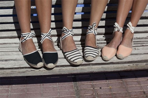 Ngoài đồ bơi ra thì đi biển các nàng cứ mặc thế này là đẹp nhất! - Ảnh 24.