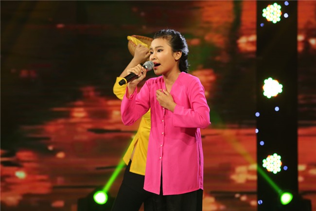 Be hat 'Mot khuc tam tinh nguoi Ha Tinh' duoc Quang Linh khen nuc no hinh anh 3