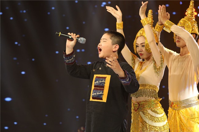 Be hat 'Mot khuc tam tinh nguoi Ha Tinh' duoc Quang Linh khen nuc no hinh anh 5