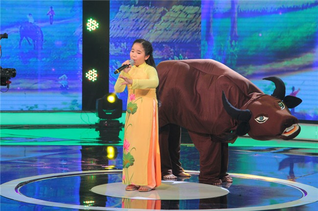 Be hat 'Mot khuc tam tinh nguoi Ha Tinh' duoc Quang Linh khen nuc no hinh anh 8