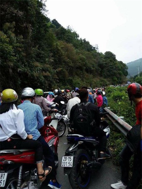 10 hình ảnh gây sửng sốt dịp nghỉ lễ 30/4 - 1/5 - Ảnh 8.