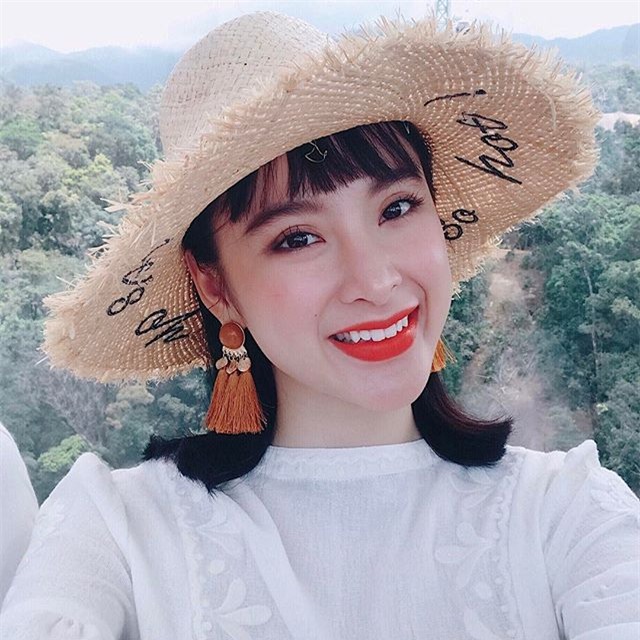 Angela Phương Trinh gây ngỡ ngàng khi khoe mẹ trẻ trung như... chị gái - Ảnh 6.